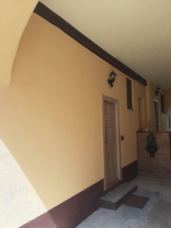 Luky 12 Apartment บราชอฟ ภายนอก รูปภาพ
